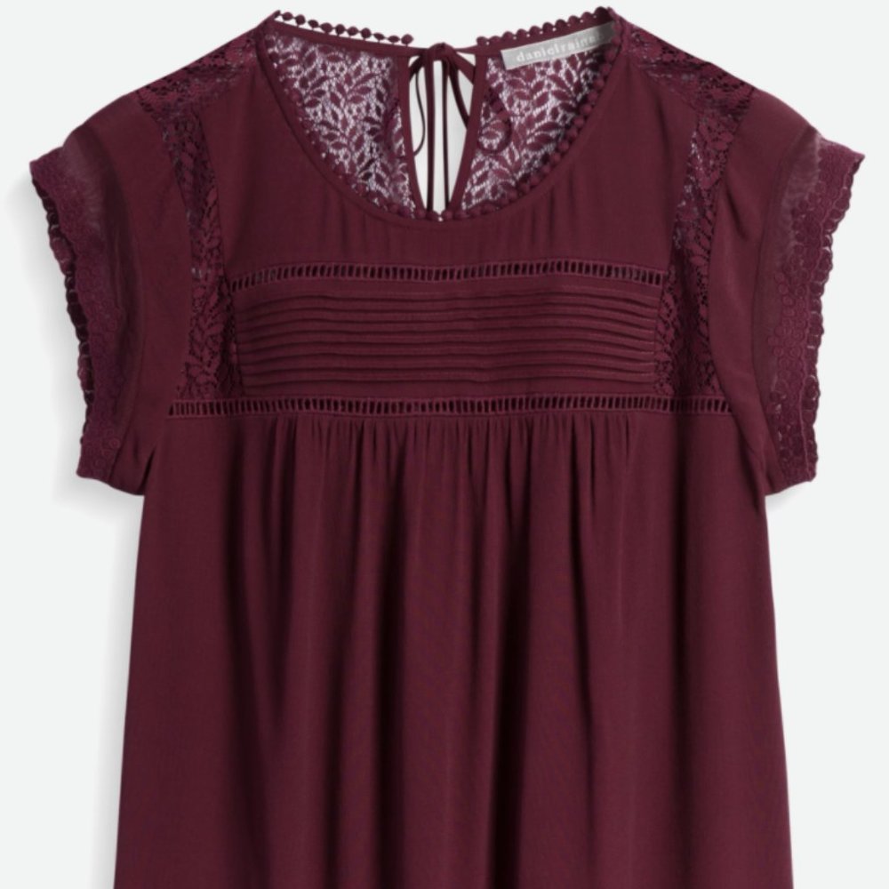 Daniel Rainn Lace detail blouse